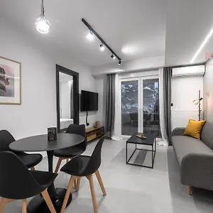  Διαμέρισμα 8, Nilie Hospitality Mgmt